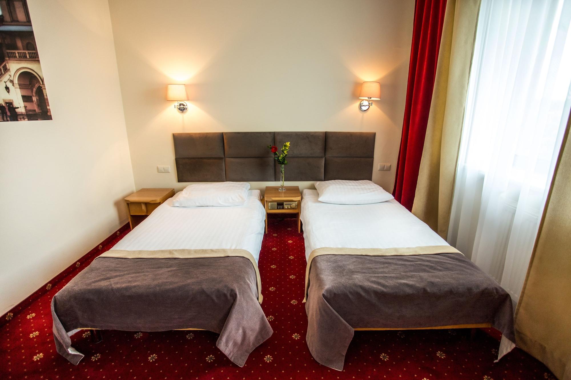Hotel Orient كراكوفيا المظهر الخارجي الصورة