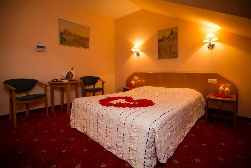 Hotel Orient كراكوفيا المظهر الخارجي الصورة