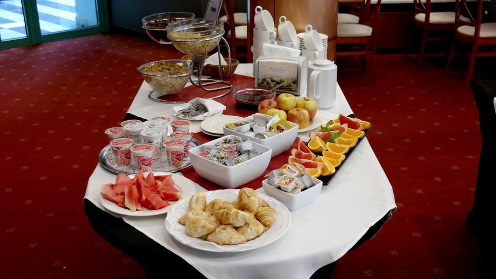 Hotel Orient كراكوفيا المظهر الخارجي الصورة